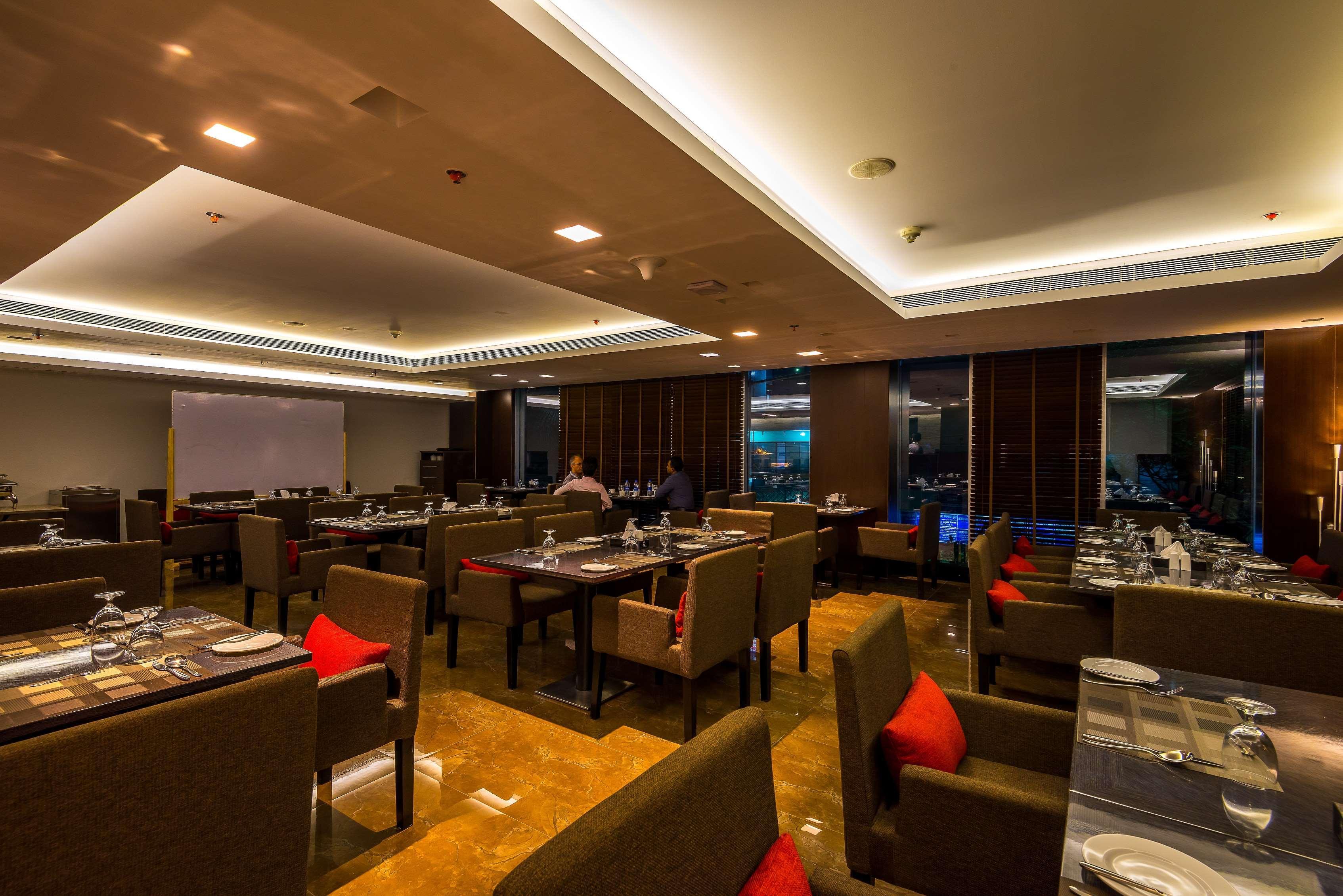 Best Western Plus Maple Leaf Dhaka Zewnętrze zdjęcie